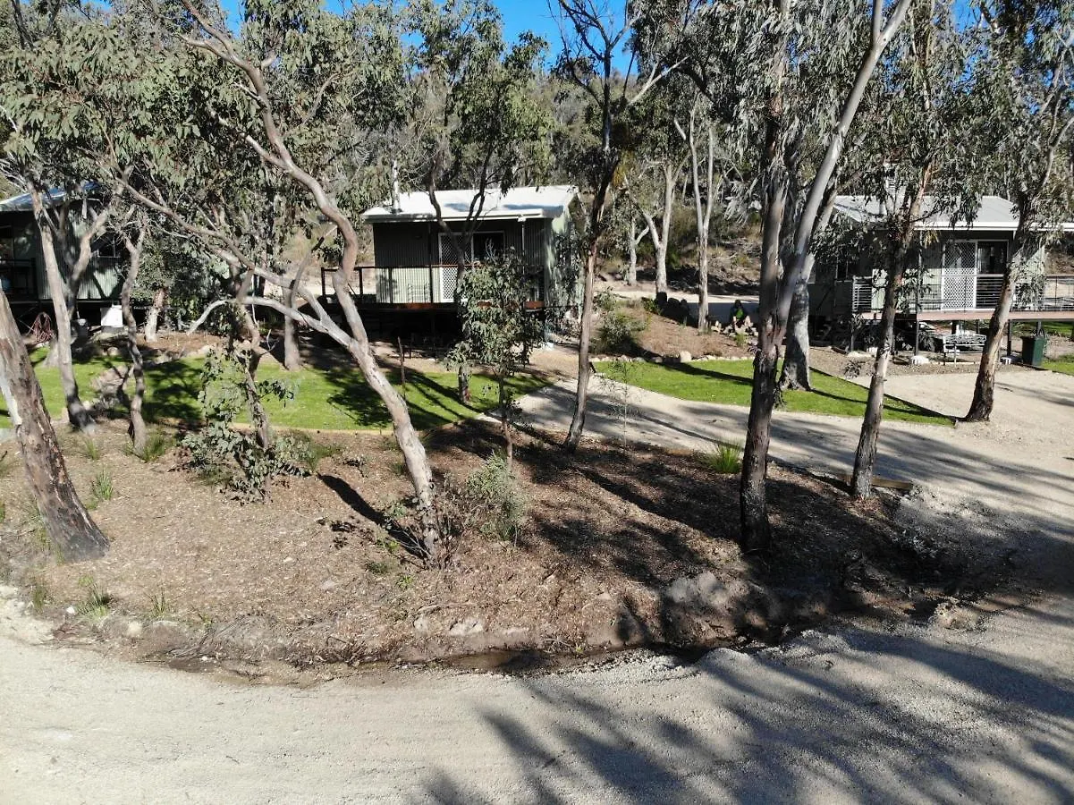 Chalet Glen Lough Cabins Glen Aplin Australia