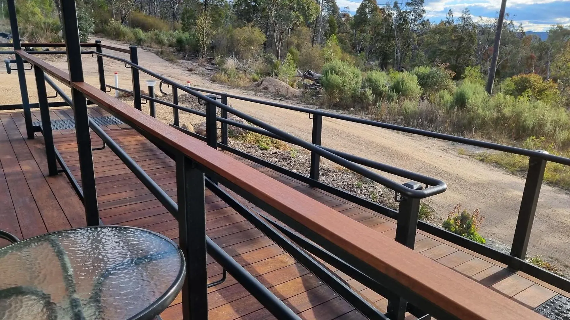 Chalet Glen Lough Cabins Glen Aplin Australia